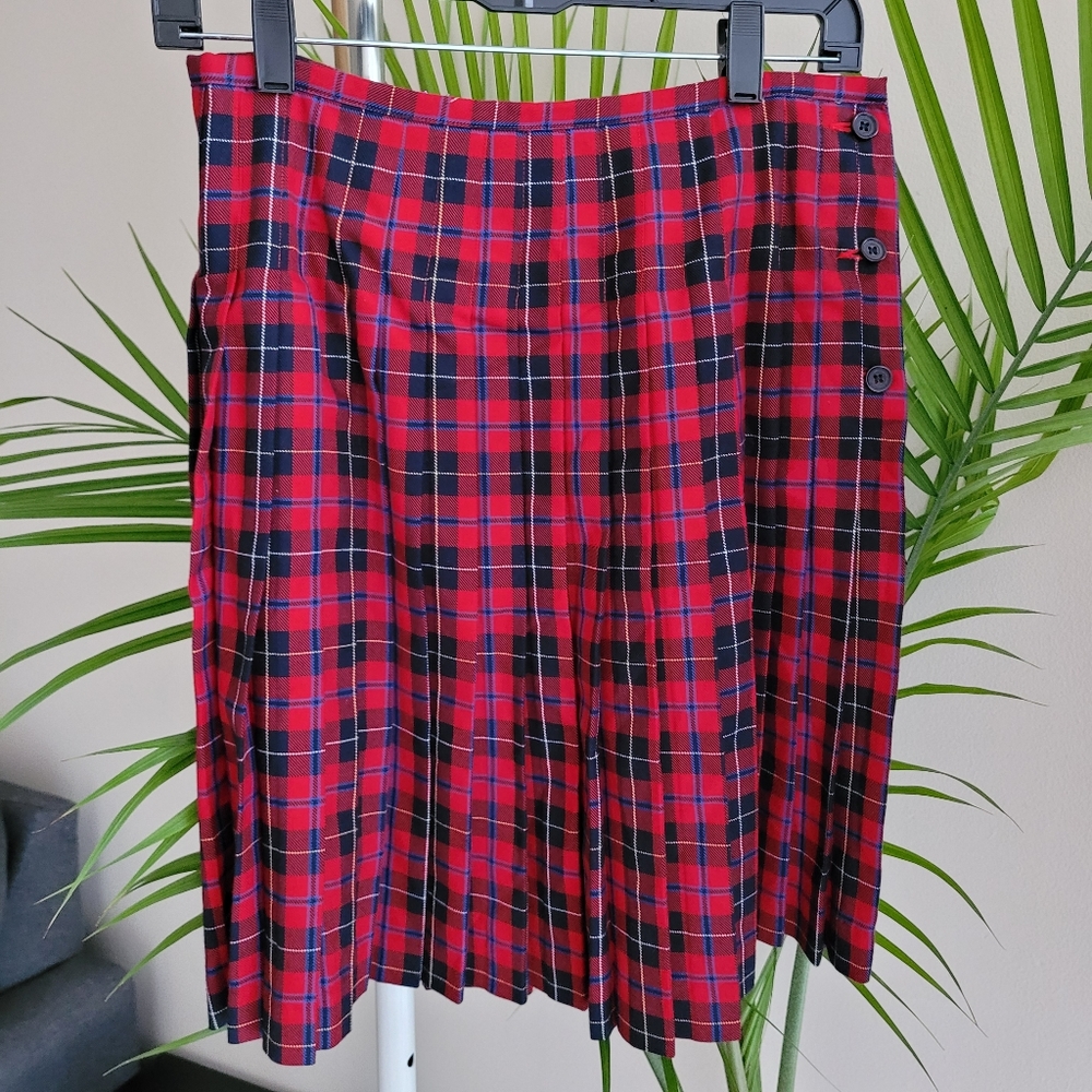 NWT Liz Claiborne Pleated Skirt